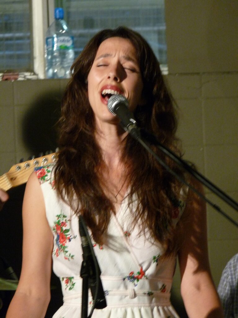Lisa Jên Brown
